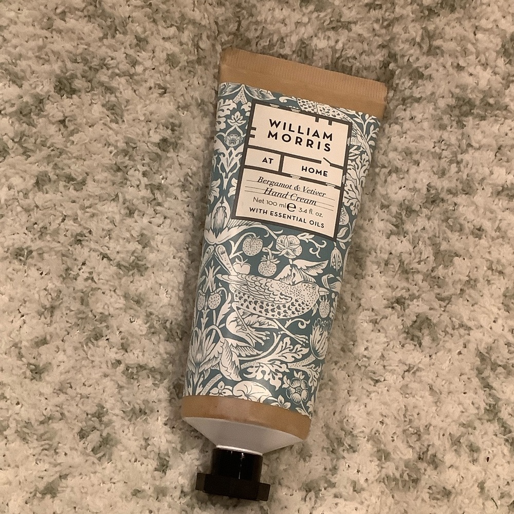William Morris At Home Scented Bergamot Vetiver Luxury Hand Cream NWT 3.4 oz